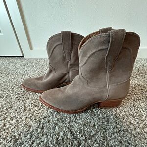 Tecovas Women's Gray Suede Cowgirl Ankle Booties 9.5